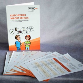 Flyer "Methodenset Klischeefrei macht Schule"